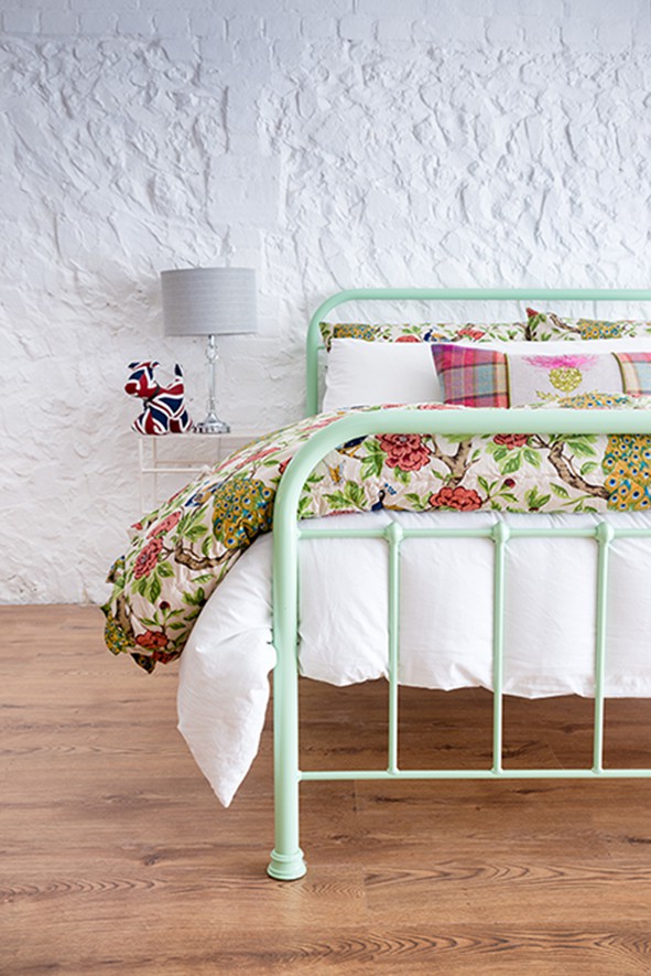 mint green double iron bed