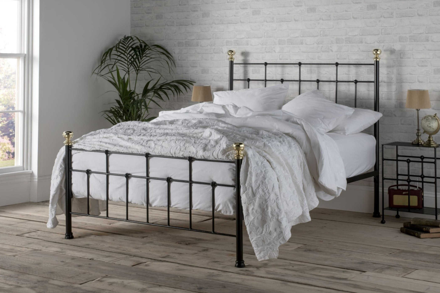 Isaac Iron Bed